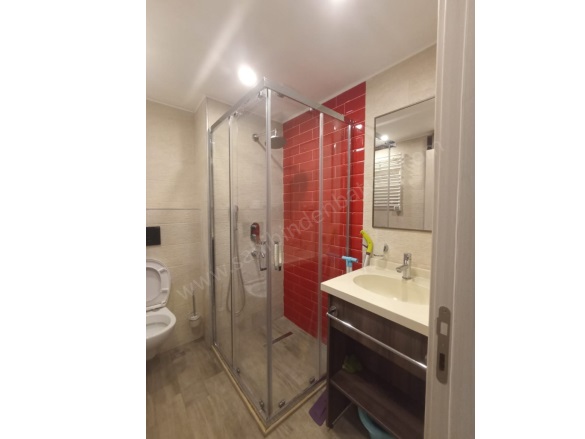 Merkez Batum Satılık Daire |  Stüdyo Oda | 55M2 72.000$ Eşyalı  | 2. Kat | Klima Resim-5