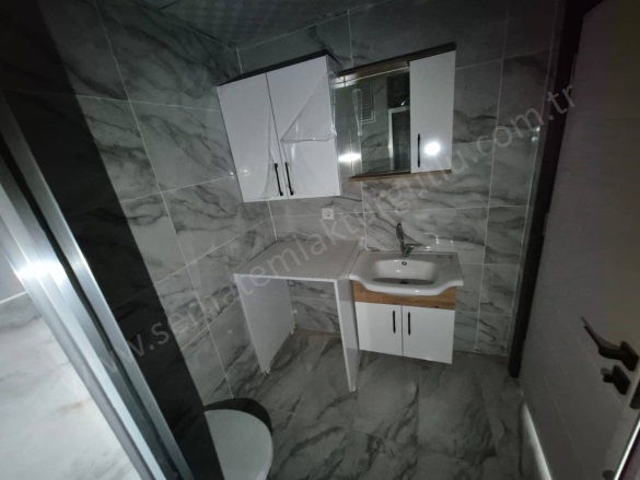 Şehitler Mah. Turgutlu Satılık Daire |  1+1 Oda | 75M2 2.500.000Tl | 2. Kat | Doğalgaz(Kombi) | 1 Banyo | 1 Yatak Odası Resim-4