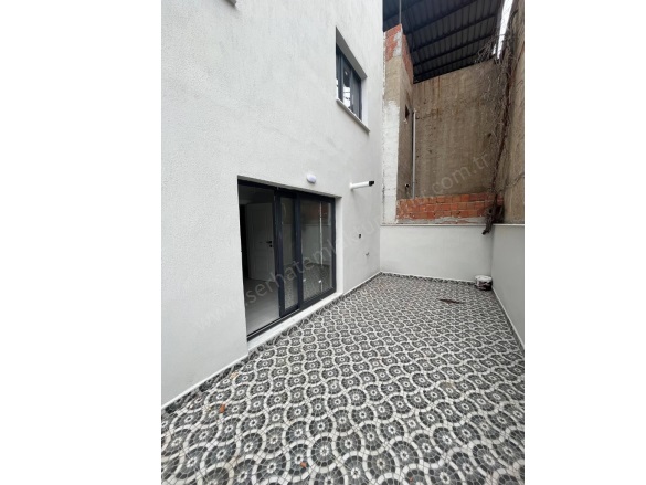 Selvilitepe Mah. Turgutlu Satılık Villa |  5+1 Oda | 255M2 7.600.000Tl  Krediye Uygun  | Yüksek Giriş | Doğalgaz(Kombi) | 2 Banyo | 1 Yatak Odası Resim-1