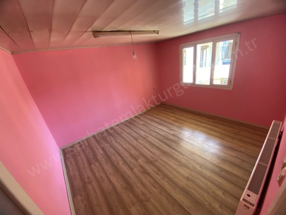 Selvilitepe Mah. Turgutlu Kiralık Daire |  1+1 Oda | 90M2 Aylık 13.000Tl | 3. Kat | Doğalgaz(Kombi) | 1 Banyo | 1 Yatak Odası Resim-5