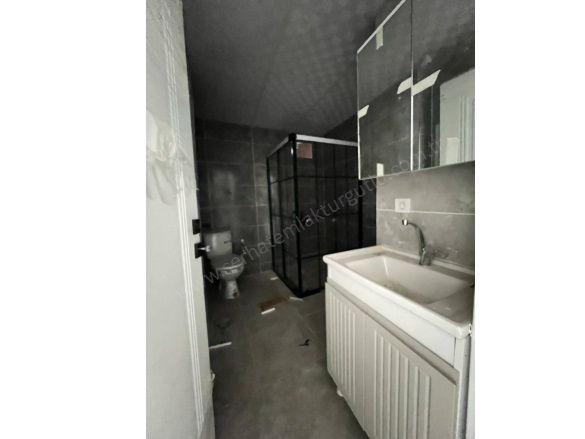 Mustafa Kemal Mah. Turgutlu Satılık Daire |  3+1 Oda | 130M2 3.350.000Tl | 4. Kat | Doğalgaz(Kombi) | 1 Banyo | 1 Yatak Odası Resim-1