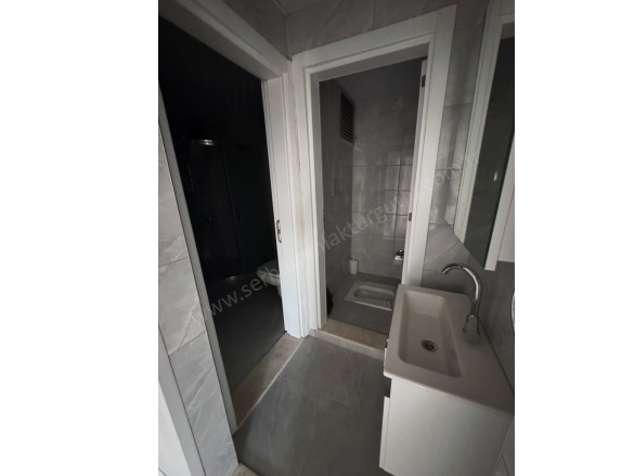 Ergenekon Mah. Turgutlu Kiralık Daire |  3+1 Oda | 130M2 Aylık 27.000Tl | 4. Kat | Yerden Isıtma | 1 Banyo | 1 Yatak Odası Resim-2