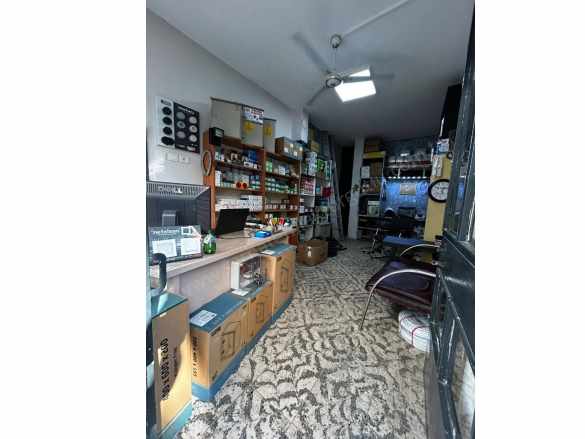 Turgutlu Satılık Dükkan istiklal Mah 25M2 Wc Ve Lavabo Vardır Hazır Kiracılı 1