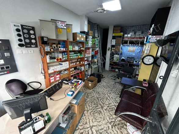 İstiklal Mah. Turgutlu Satılık Dükkan |  1 Oda | 25M2 2.750.000Tl | Zemin Kat | Klima Resim-5