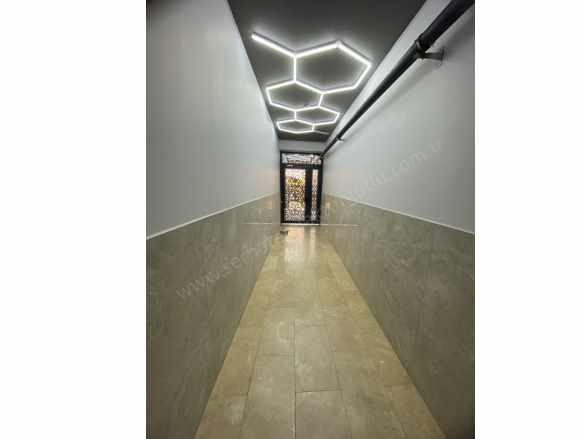 Turgutlu Satılık Daire Ergenekon Mah 1+1 Oda 60M2 Otopark Üstü Ön Cephe Eşyalı Sıfır