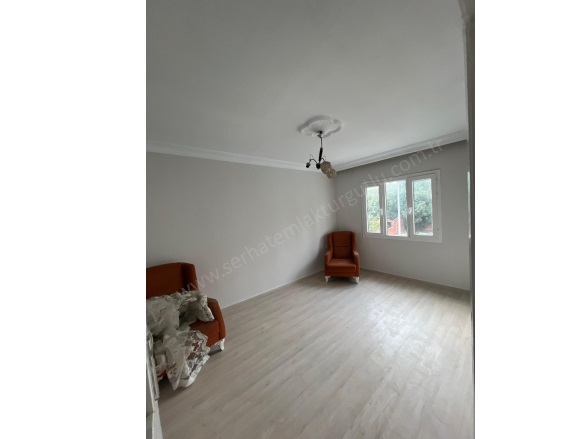 Turgutlar Mah. Turgutlu Satılık Bina |  2+1 Oda | 90M2 3.450.000Tl  Krediye Uygun  | Giriş + 1.Kat | Soba | 1 Banyo | 1 Yatak Odası Resim-4