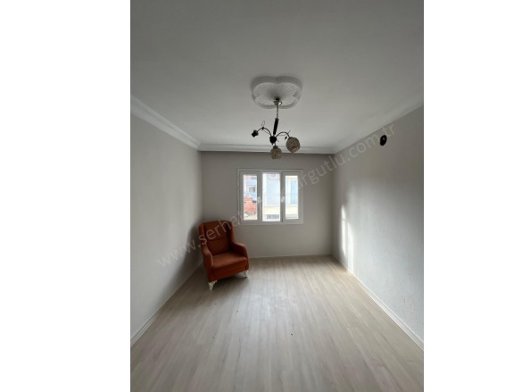 Turgutlar Mah. Turgutlu Satılık Bina |  2+1 Oda | 90M2 3.450.000Tl  Krediye Uygun  | Giriş + 1.Kat | Soba | 1 Banyo | 1 Yatak Odası Resim-5