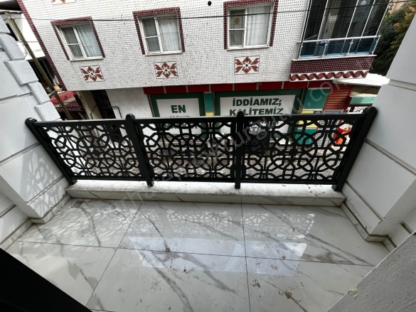 Şehitler Mah. Turgutlu Satılık Daire |  3+1 Oda | 125M2 3.750.000Tl  Krediye Uygun  | 4. Kat | Doğalgaz(Kombi) Resim-1