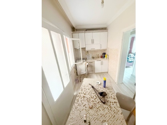 Yedi Eylül Mah. Turgutlu Satılık Daire |  2+1 Oda | 95M2 2.200.000Tl  Krediye Uygun  | Zemin Kat | Doğalgaz(Kombi) | 1 Banyo | 1 Yatak Odası Resim-1