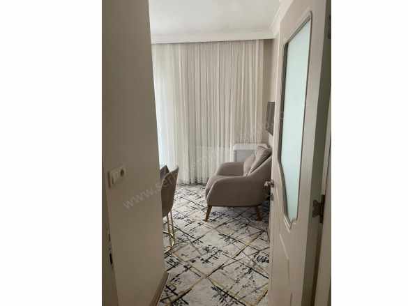 Turgutlu Satılık Daire Turgutlar Mah 4 Kat Köşe 110M² 3+1 Oda Doğalgazlı Balkonlu 10Yıllık