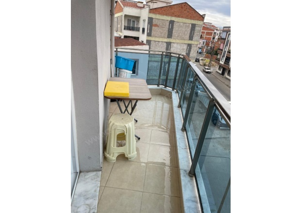 Turgutlar Mah. Turgutlu Satılık Daire |  3+1 Oda | 120M2 3.700.000Tl  Krediye Uygun  | 4. Kat | Doğalgaz(Kombi) | 1 Banyo | 1 Yatak Odası Resim-4