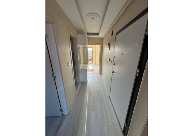 Subaşı Mah. Turgutlu Kiralık Daire |  2+1 Oda | 90M2 Aylık 22.000Tl | 3. Kat | Doğalgaz(Kombi) | 1 Banyo | 1 Yatak Odası Resim-4