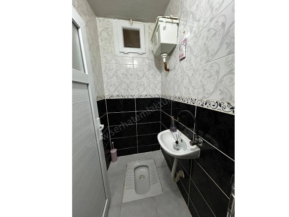 Altay Mah. Turgutlu Satılık Daire |  2+1 Oda | 110M2 2.600.000Tl | 1. Kat | Doğalgaz(Kombi) | 1 Banyo | 1 Yatak Odası Resim-3