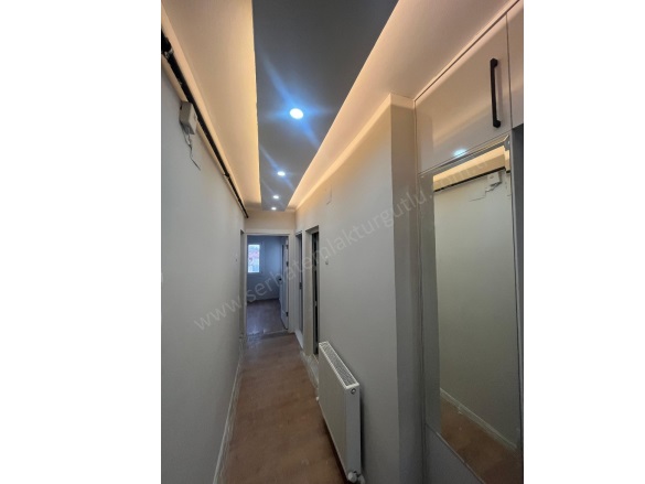 Altay Mah. Turgutlu Satılık Daire |  2+1 Oda | 95M2 1.900.000Tl  Krediye Uygun  | 4. Kat | Doğalgaz(Kombi) | 1 Banyo | 1 Yatak Odası Resim-1