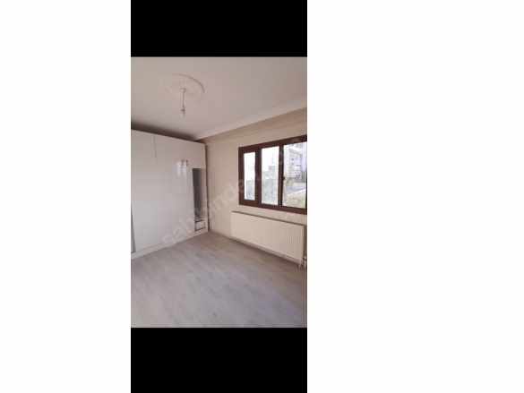 Turgutlu Kiralık Daire Selvilitepe Mah 3+1 Zemin Üstü Boş 120M² Asansörlü Doğalgazlı Balkonlu