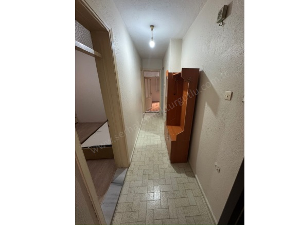 Şehitler Mah. Turgutlu Kiralık Daire |  2+1 Oda | 110M2 Aylık 12.000Tl | Zemin Kat | Soba | 1 Banyo | 1 Yatak Odası Resim-4