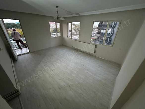 Turgutlu Kiralık Daire Selvilitepe Mah 140M² 3+1 Oda 3 Kat Balkonlu Doğalgazlı Asansörlü