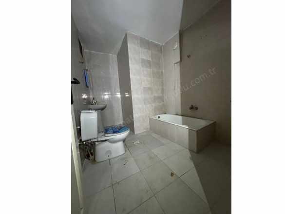 Turgutlu Kiralık Daire Selvilitepe Mah 140M² 3+1 Oda 3 Kat Balkonlu Doğalgazlı Asansörlü