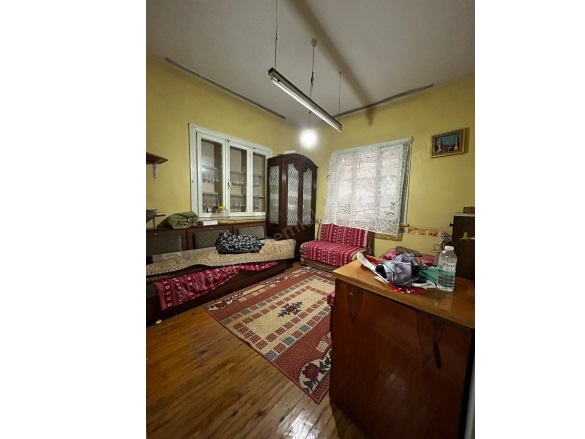 Cumhuriyet Mah. Turgutlu Satılık Daire |  2+1 Oda | 108M2 1.680.000Tl  Krediye Uygun  | Zemin Kat | Doğalgaz Sobası | 1 Banyo | 1 Yatak Odası Resim-1