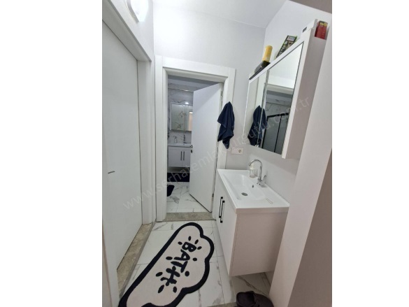 Yıldırım Mah. Turgutlu Satılık Daire |  3+1 Oda | 190M2 4.169.000Tl  Krediye Uygun  | 1. Kat | Doğalgaz(Kombi) | 2 Banyo | 1 Yatak Odası Resim-4