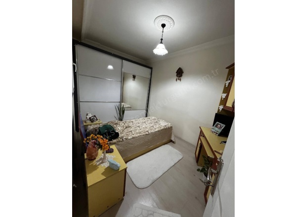 Turgutlar Mah. Turgutlu Satılık Daire |  2+1 Oda | 95M2 2.700.000Tl  Krediye Uygun  | 4. Kat | Klima | 1 Banyo | 1 Yatak Odası Resim-1