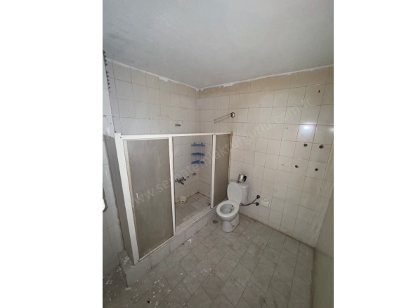 İstiklal Mah. Turgutlu Satılık Daire |  3+1 Oda | 130M2 15.000Tl  Krediye Uygun  | 1. Kat | Soba | 1 Banyo | 1 Yatak Odası Resim-4