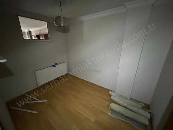 Turgutlu Kiralık Daire Acarlar Mah 2+1Oda 4 Kat 90M2 Doğalgazlı Cam Balkonlu Karpuz Kaldıran Civarı