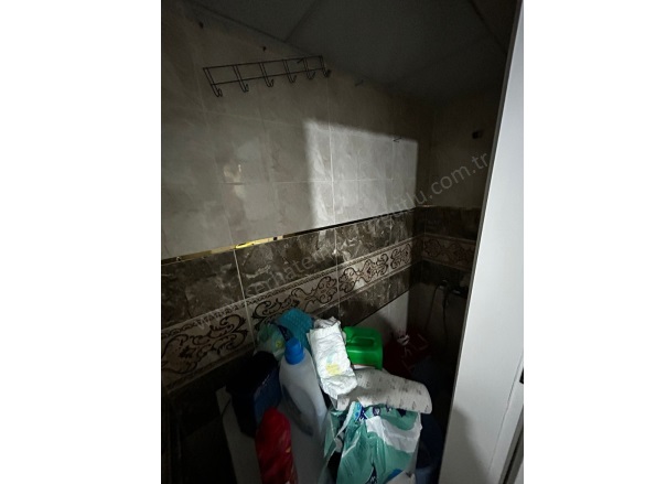 Şehitler Mah. Turgutlu Satılık Daire |  2+1 Oda | 130M2 3.200.000Tl | Yüksek Giriş | Doğalgaz(Kombi) | 2 Banyo | 1 Yatak Odası Resim-2