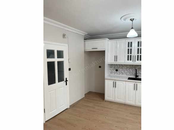 Turgutlu Kiralık Daire Altay Mah 115M² Doğalgazl Bahçeli Yüksek Giriş 2+1 Oda Açik Mutfak Tadilatlı