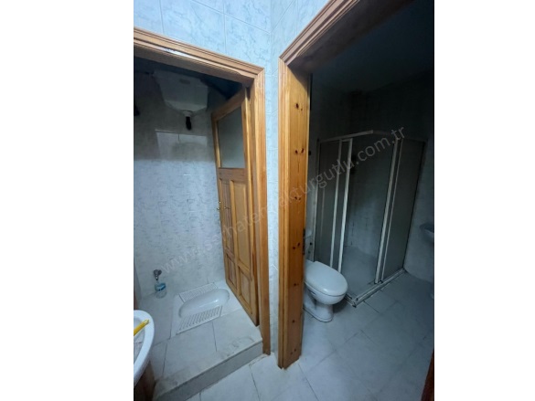 Yılmazlar Mah. Turgutlu Kiralık Daire |  3+1 Oda | 125M2 Aylık 15.000Tl | 4. Kat | Doğalgaz(Kombi) | 1 Banyo | 1 Yatak Odası Resim-5