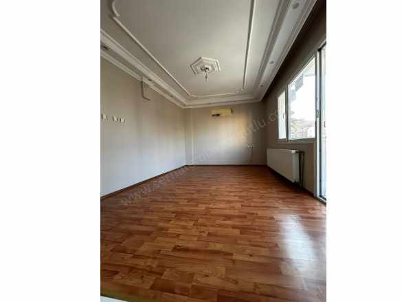 Turgutlu Kiralık Daire Cumhuriyet Mah 128M2 3+1 Oda 2 Kat Doğalgazlı Balkonlu Kilerli Geniş Kullanışlı D