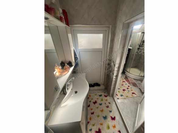 Turgutlu Satılık Daire Bozkurt Mah 4 Son Kat 2+1 Oda 90M2 Doğalgazlı Balkonlu Üzeri Çatılı 8 Yıllıık D Bozkır