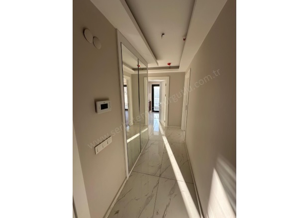 Selvilitepe Mah. Turgutlu Kiralık Daire |  2+1 Oda | 120M2 Aylık 24.750Tl | 8. Kat | Merkezi Isınma(Pay Ölçer) | 1 Banyo | 1 Yatak Odası Resim-5