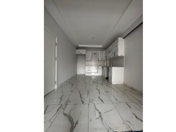 İstiklal Mah. Turgutlu Satılık Daire |  3+1 Oda | 170M2 5.000.000Tl  Krediye Uygun  | 3. Kat | Doğalgaz(Kombi) | 2 Banyo | 1 Yatak Odası Resim-1