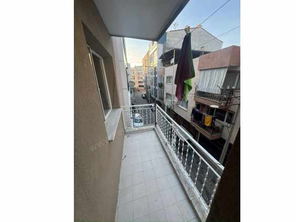 Turgutlu Kiralık Daire Kurtuluş Mah 125M2 3+1 Oda 2 Ara Kat Doğalgazlı Balkonlu