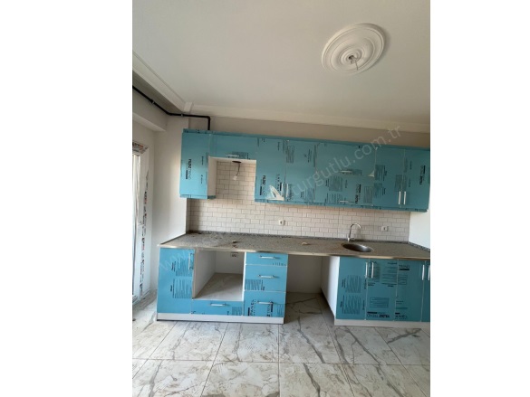 Yiğitler Mah. Turgutlu Satılık Daire |  2+1 Oda | 110M2 2.600.000Tl  Krediye Uygun  | 1. Kat | Doğalgaz(Kombi) | 1 Banyo | 1 Yatak Odası Resim-1