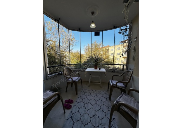 Yedi Eylül Mah. Turgutlu Satılık Daire |  3+1 Oda | 150M2 4.050.000Tl  Krediye Uygun  | 3. Kat | Doğalgaz(Kombi) | 1 Banyo | 1 Yatak Odası Resim-4