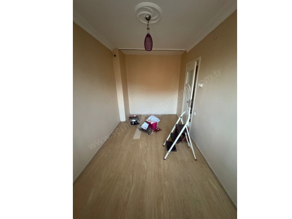 Selvilitepe Mah. Turgutlu Kiralık Daire |  2+1 Oda | 110M2 Aylık 15.000Tl | Zemin Kat | Doğalgaz(Kombi) | 1 Banyo | 1 Yatak Odası Resim-2