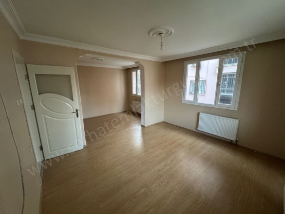 Selvilitepe Mah. Turgutlu Kiralık Daire |  2+1 Oda | 110M2 Aylık 15.000Tl | Zemin Kat | Doğalgaz(Kombi) | 1 Banyo | 1 Yatak Odası Resim-3