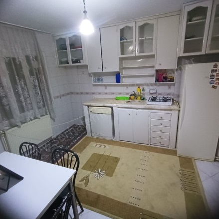 Acarlar Mah. Turgutlu Kiralık Daire |  3+1 Oda | 140M2 Aylık 20.000Tl Eşyalı  | 4. Kat | Doğalgaz(Kombi) | 1 Banyo | 1 Yatak Odası Resim-4