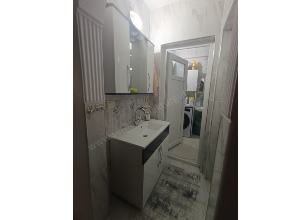 Yeni Mah. Turgutlu Satılık Daire |  3+1 Oda | 130M2 3.950.000Tl  Krediye Uygun  | 1. Kat | Doğalgaz(Kombi) | 1 Banyo | 1 Yatak Odası Resim-4