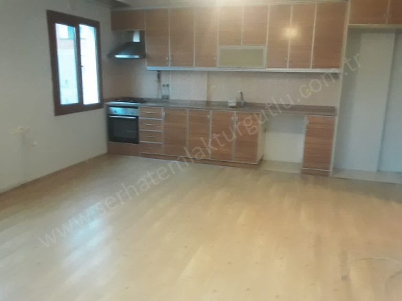 İstiklal Mah. Turgutlu Satılık Daire |  2+1 Oda | 95M2 17.000Tl | 3. Kat | Doğalgaz(Kombi) | 1 Banyo | 1 Yatak Odası Resim-5