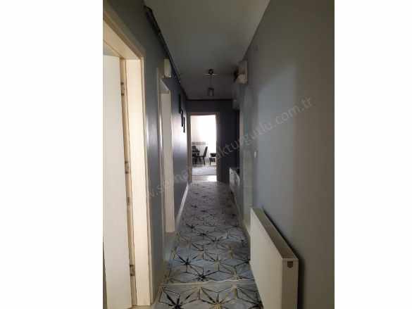 Turgutlu Satılık Daire Yedi Eylül Mah 100M2 2+1 Oda 5 Yıllık Bahçeli Doğalgazlı Zemin Kat 3+1