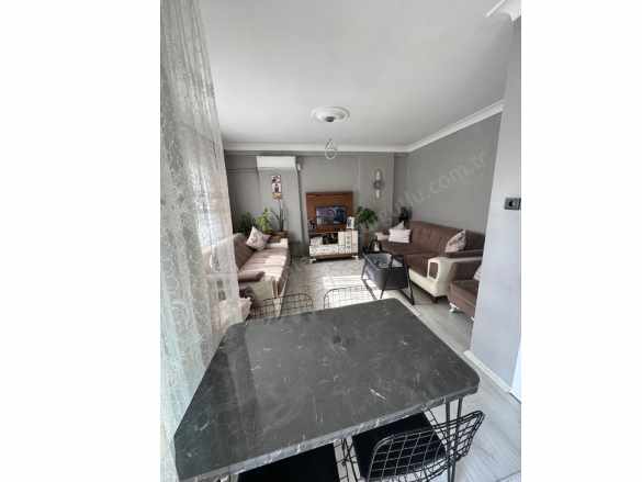 Turgutlu Satılık Daire Şehitler Mah 85M2 2+1 Oda 4 Kat Doğalgazlı Balkonlu Üstü Çatılı