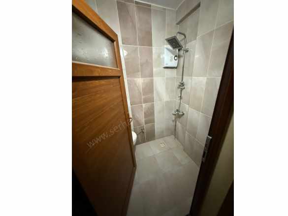 Turgutlu Kiralık Daire Ergenekon Mah 130M2 3+1 Oda 1 Kat Doğalgazlı Balkonlu E Banyo Otoparklı