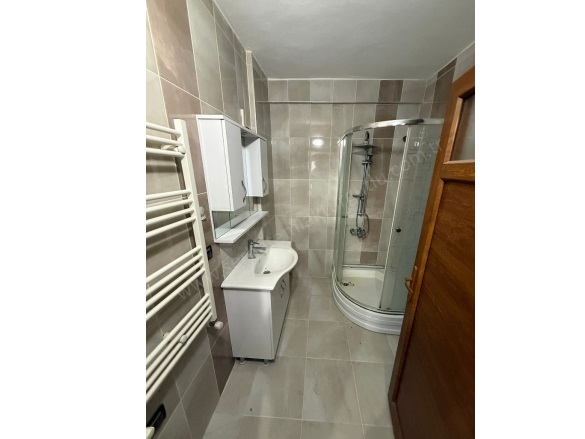 Ergenekon Mah. Turgutlu Kiralık Daire |  3+1 Oda | 150M2 Aylık 30.000Tl | 1. Kat | Doğalgaz(Kombi) | 1 Banyo | 1 Yatak Odası Resim-4