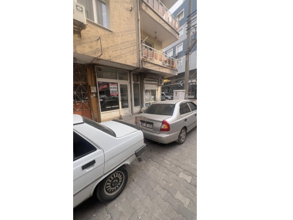 Yedi Eylül Mah. Turgutlu Kiralık Dükkan |  1 Oda | 25M2 Aylık 13.000Tl | Zemin Kat | Klima Resim-3