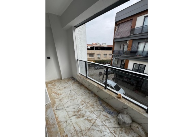 Subaşı Mah. Turgutlu Satılık Daire |  3+1 Oda | 135M2 4.750.000Tl  Krediye Uygun  | 2. Kat | Klima | 1 Banyo | 1 Yatak Odası Resim-2