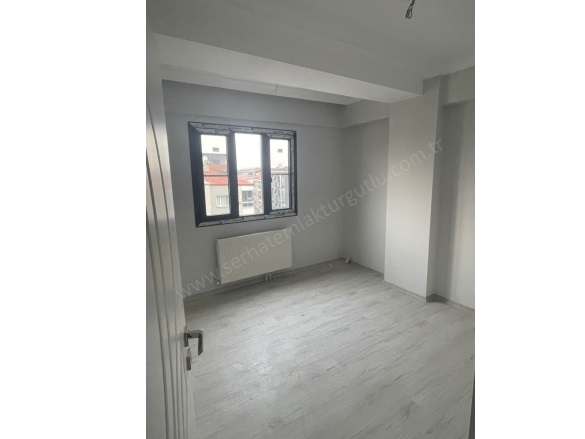 Subaşı Mah. Turgutlu Kiralık Daire |  3+1 Oda | 127M2 Aylık 25.000Tl | 1. Kat | Doğalgaz(Kombi) | 1 Banyo | 1 Yatak Odası Resim-5