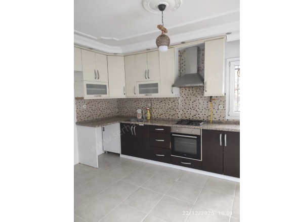 Ergenekon Mah. Turgutlu Kiralık Daire |  3+1 Oda | 125M2 Aylık 25.000Tl | Yüksek Giriş | Doğalgaz(Kombi) | 1 Banyo | 1 Yatak Odası Resim-1